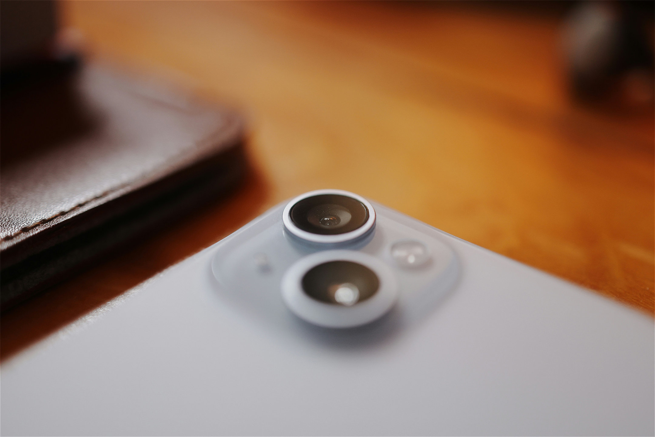 Perché a Volte i Video sui Social Diventano Troppo Luminosi?